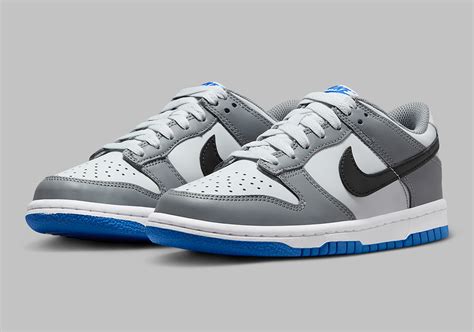 nike dunks blue and grey.